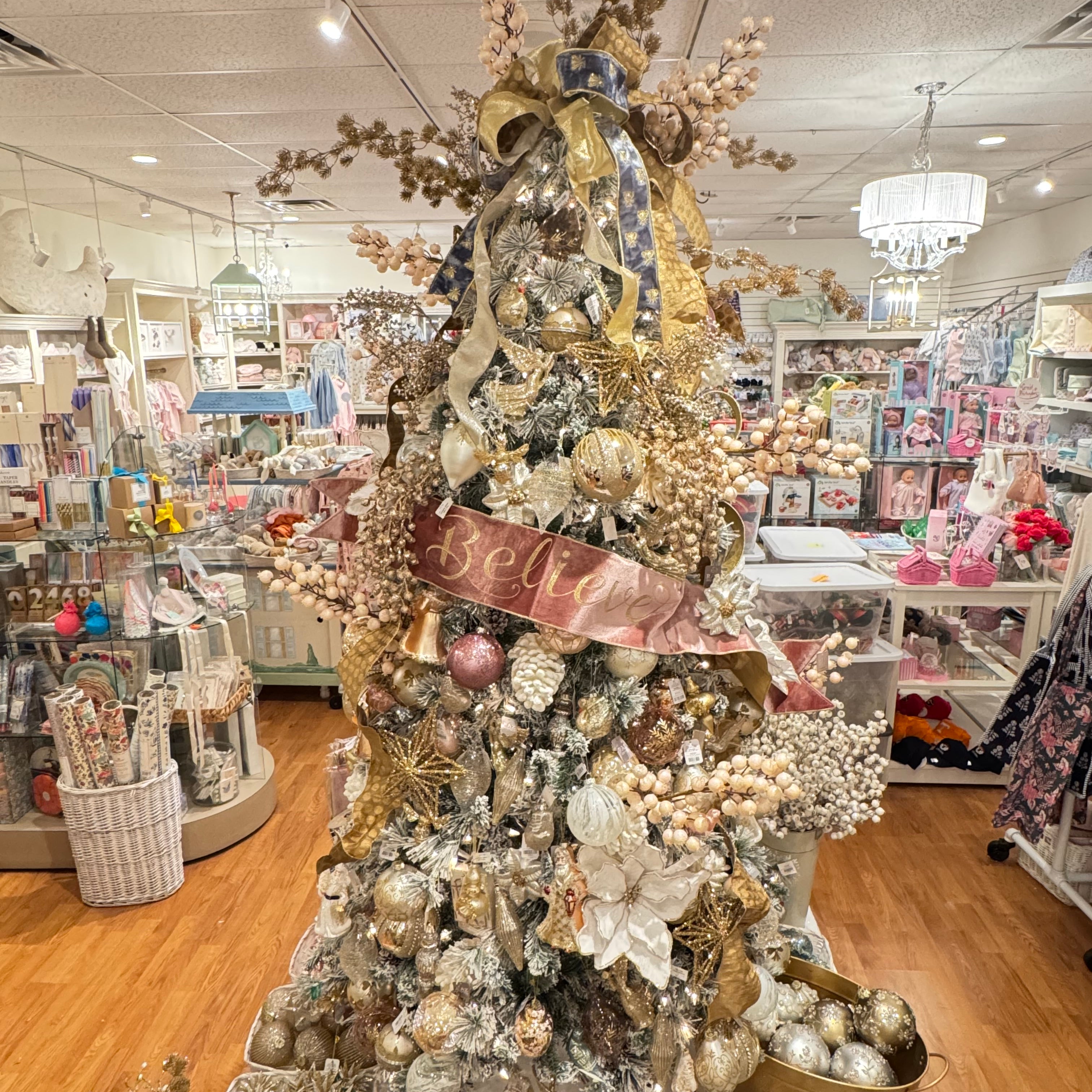Elegant Tree